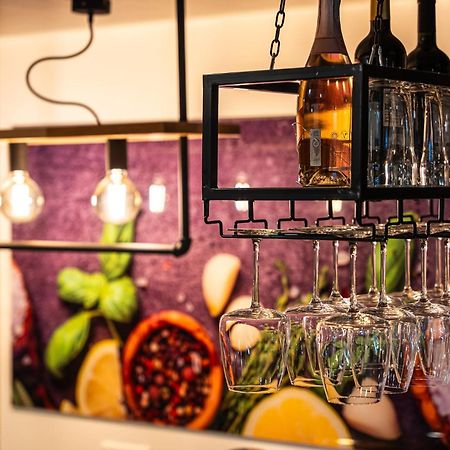 Akira Bed&Breakfast Wroclaw Dış mekan fotoğraf