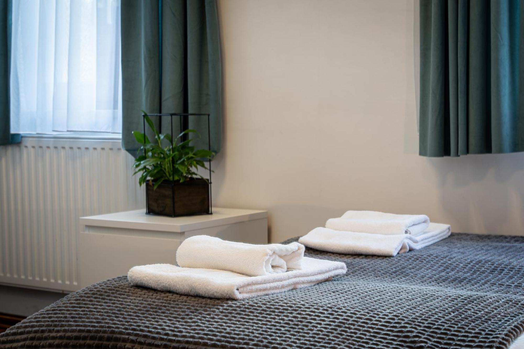 Akira Bed&Breakfast Wroclaw Dış mekan fotoğraf