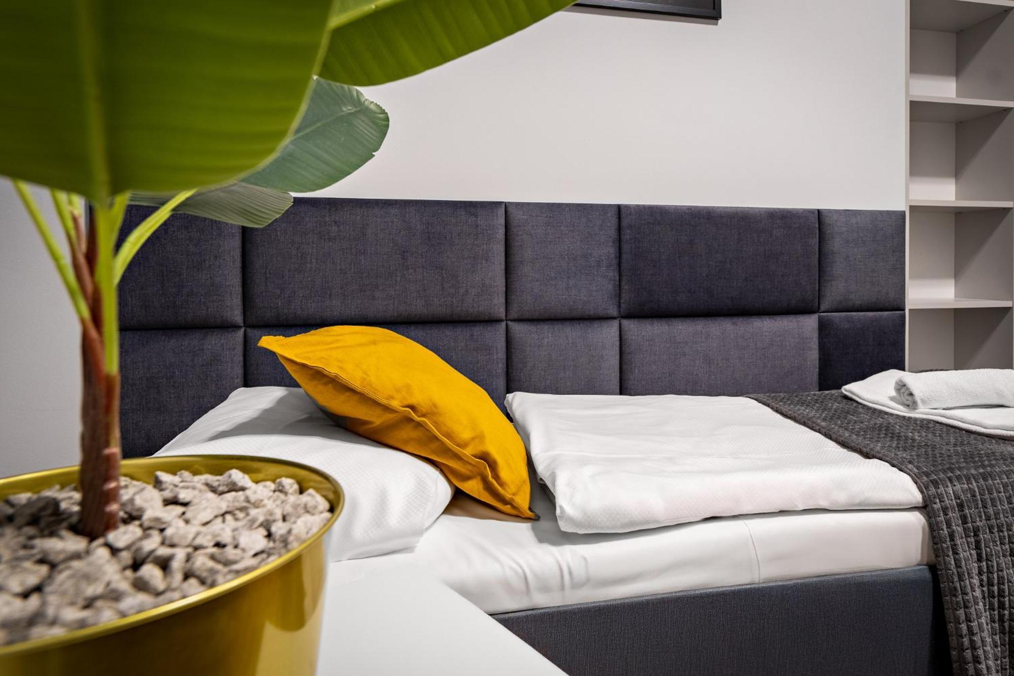 Akira Bed&Breakfast Wroclaw Dış mekan fotoğraf