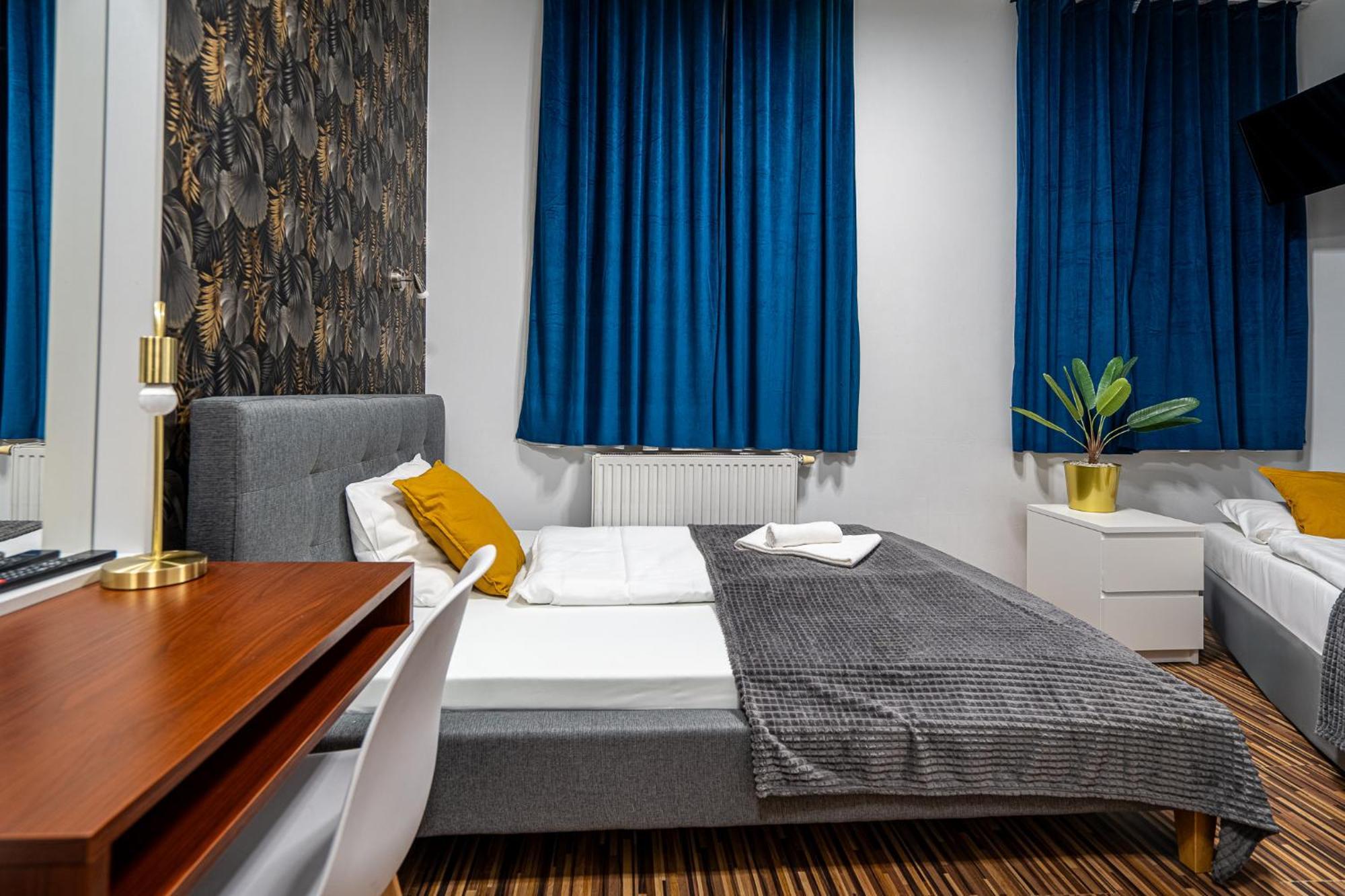 Akira Bed&Breakfast Wroclaw Dış mekan fotoğraf