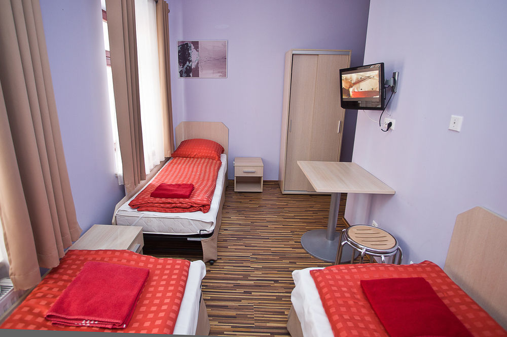 Akira Bed&Breakfast Wroclaw Dış mekan fotoğraf